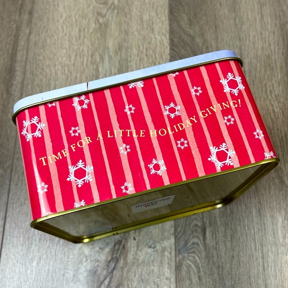 New Winnie The Poo 3 Piece Tin Box Set Christmas Holiday Disney - Picture 6 of 16